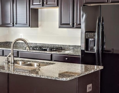 43313 Foyt Terrace - Photo Thumbnail 6