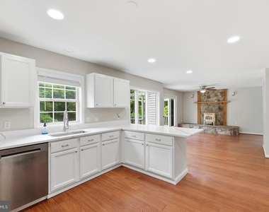24674 Peach Orchard Lane - Photo Thumbnail 17