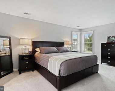42903 Redfield - Photo Thumbnail 37