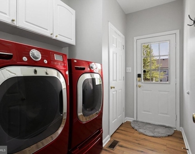 42903 Redfield - Photo Thumbnail 20
