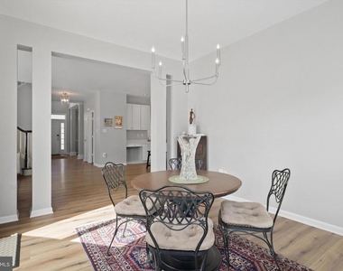 42903 Redfield - Photo Thumbnail 28