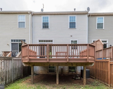 21588 Bankbarn Terrace - Photo Thumbnail 21