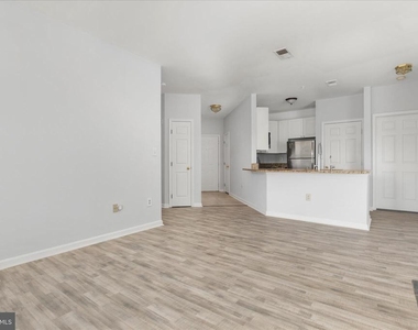4200 Mozart Brigade Lane - Photo Thumbnail 4