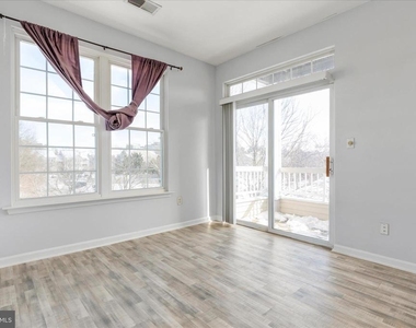 4200 Mozart Brigade Lane - Photo Thumbnail 7