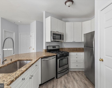 4200 Mozart Brigade Lane - Photo Thumbnail 11