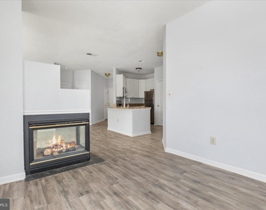 4200 Mozart Brigade Lane - Photo Thumbnail 10