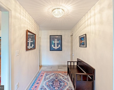 5229 Chippewa Place - Photo Thumbnail 3