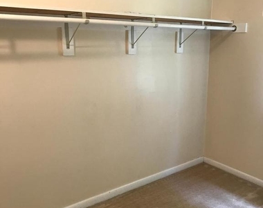 3064 Winter Pine Court - Photo Thumbnail 17
