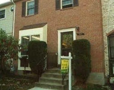 3064 Winter Pine Court - Photo Thumbnail 2