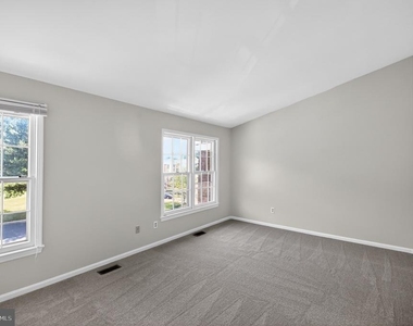 4277 Fox Lake Drive - Photo Thumbnail 15