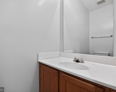 4277 Fox Lake Drive - Photo Thumbnail 16