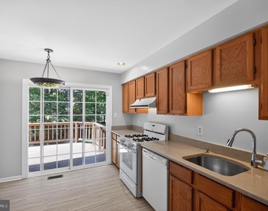 4277 Fox Lake Drive - Photo Thumbnail 6