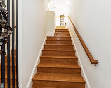 7489 Carriage Hills Drive - Photo Thumbnail 2