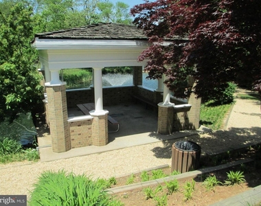 8360 Greensboro Drive - Photo Thumbnail 22