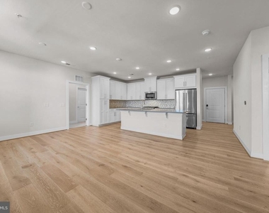 11200 Reston Station Boulevard - Photo Thumbnail 12