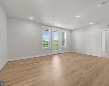 11200 Reston Station Boulevard - Photo Thumbnail 11