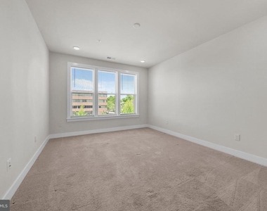 11200 Reston Station Boulevard - Photo Thumbnail 21