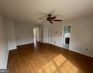 13511 Bannacker Place - Photo Thumbnail 32