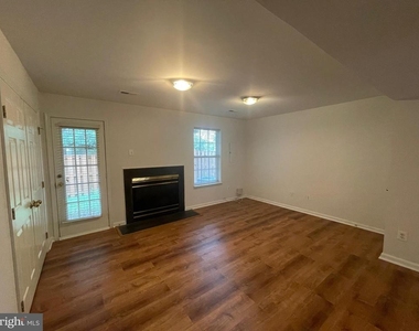 13511 Bannacker Place - Photo Thumbnail 6