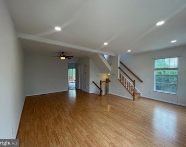 13511 Bannacker Place - Photo Thumbnail 12