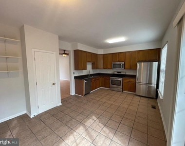 13511 Bannacker Place - Photo Thumbnail 16