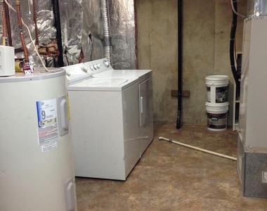 2126 Glenn Spring Court - Photo Thumbnail 16
