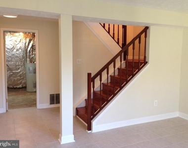 2126 Glenn Spring Court - Photo Thumbnail 14