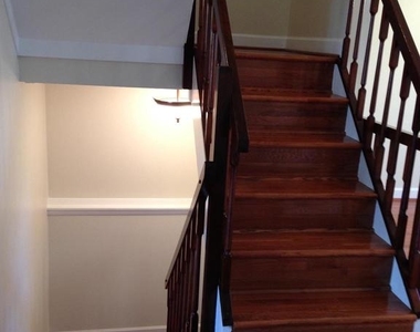 2126 Glenn Spring Court - Photo Thumbnail 6