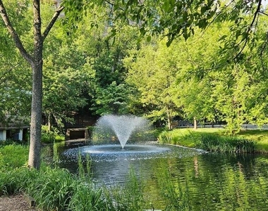 8350 Greensboro Drive - Photo Thumbnail 14