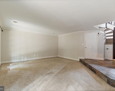 3915 Green Look Court - Photo Thumbnail 32