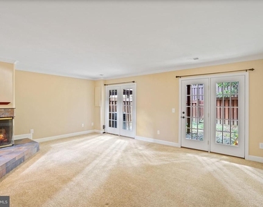 3915 Green Look Court - Photo Thumbnail 34