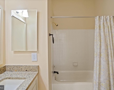 3915 Green Look Court - Photo Thumbnail 26