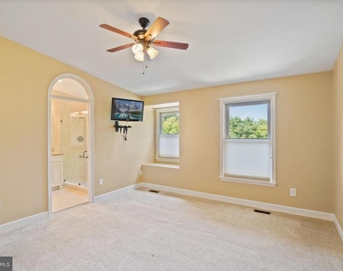 3915 Green Look Court - Photo Thumbnail 28