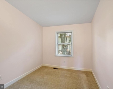 3915 Green Look Court - Photo Thumbnail 18