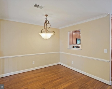 3915 Green Look Court - Photo Thumbnail 11