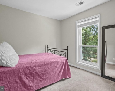 3178 Summit Square Drive - Photo Thumbnail 11