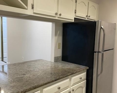 5900 Cove Landing Road - Photo Thumbnail 12