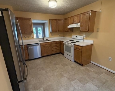 107 Peridot Place - Photo Thumbnail 5