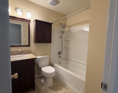 107 Peridot Place - Photo Thumbnail 32