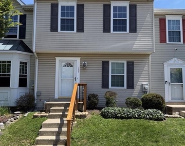 107 Peridot Place - Photo Thumbnail 40