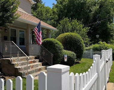 2501 Dewitt Avenue - Photo Thumbnail 1