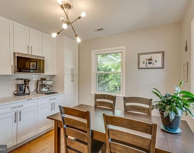 3 Groves Avenue - Photo Thumbnail 9