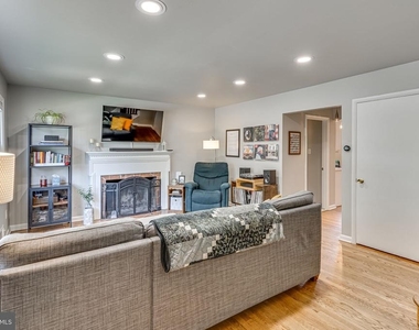 3 Groves Avenue - Photo Thumbnail 1