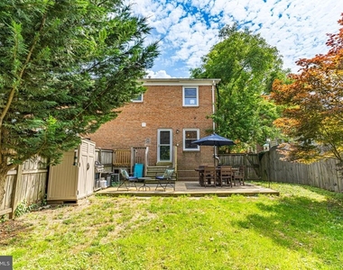 3 Groves Avenue - Photo Thumbnail 33