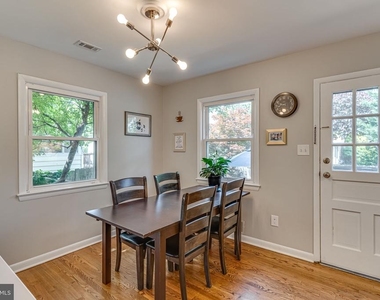 3 Groves Avenue - Photo Thumbnail 7