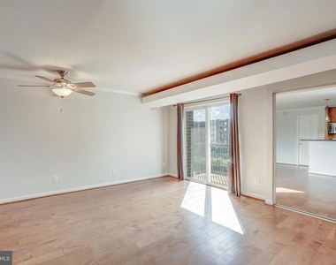 75 S Reynolds Street - Photo Thumbnail 21