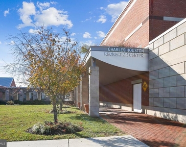921 Cameron Street - Photo Thumbnail 21