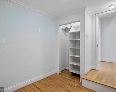 921 Cameron Street - Photo Thumbnail 18