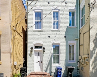 921 Cameron Street - Photo Thumbnail 1