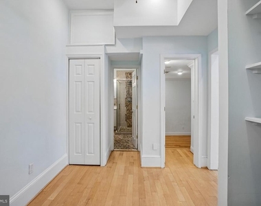 921 Cameron Street - Photo Thumbnail 11